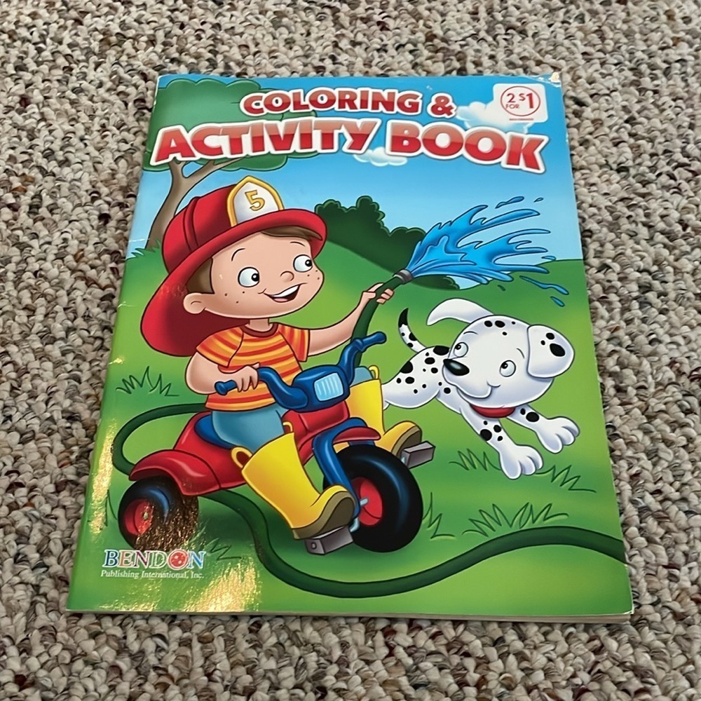 5 Coloring books, 2 Alphabet Books & 1 Paint With Water Book. Never Used - Picture 5 of 8